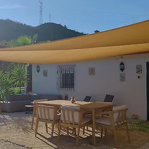 Casita Naranja Álora