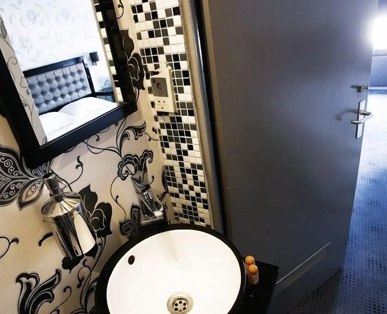 **  Hotel Hermitage Amsterdam Netherlands